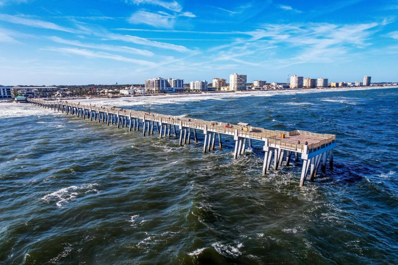 Seas The Day - 4 Blocks To The Beach, Restaurant, And Bar District - Great Deck And Outdoor Space!! Jacksonville Beach Bagian luar foto