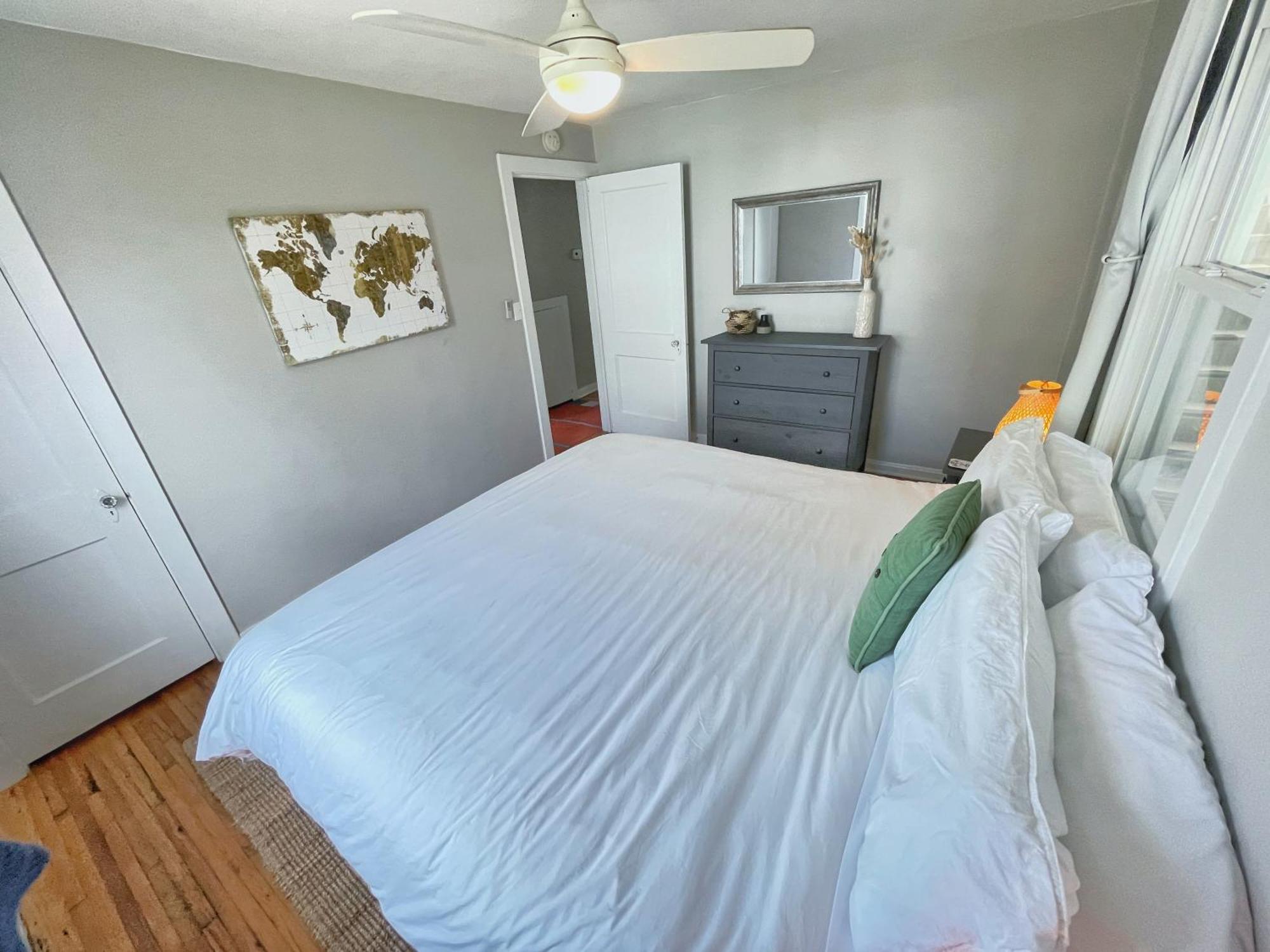 Seas The Day - 4 Blocks To The Beach, Restaurant, And Bar District - Great Deck And Outdoor Space!! Jacksonville Beach Bagian luar foto